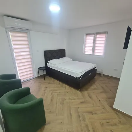 Marash Apartment *